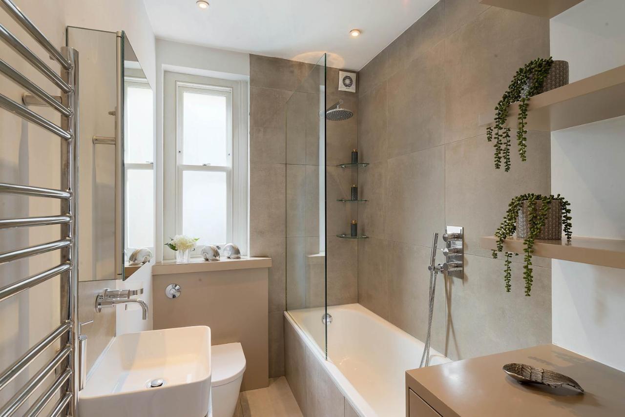 Lovely Central Apartment With Park Views Londen Buitenkant foto
