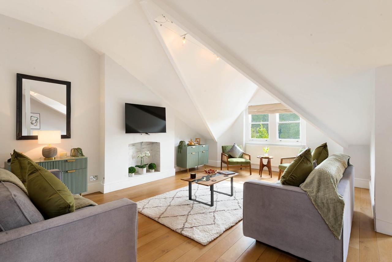 Lovely Central Apartment With Park Views Londen Buitenkant foto